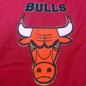 Custom glitter vinyl bulls shirt V-neck